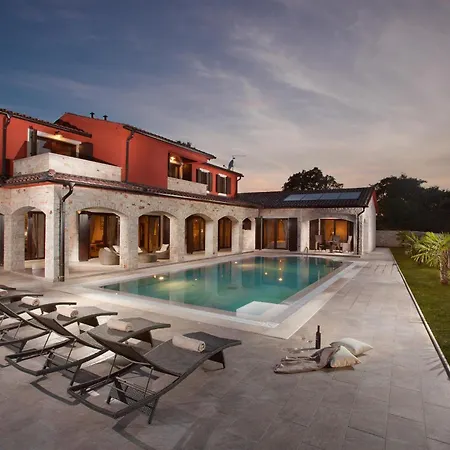 Monaco For 10 People In Istria With 65 M2 Private Pool, Large Garden &