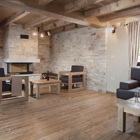 Monaco For 10 People In Istria With 65 M2 Private Pool, Large Garden & Svetvinčenat