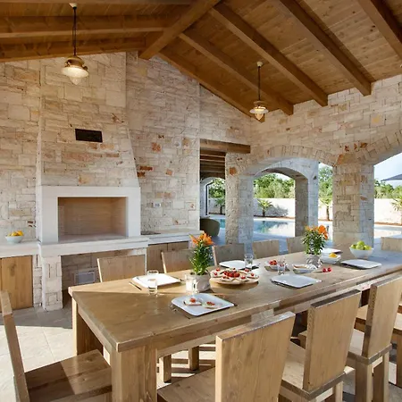 Monaco For 10 People In Istria With 65 M2 Private Pool, Large Garden & Svetvincenat